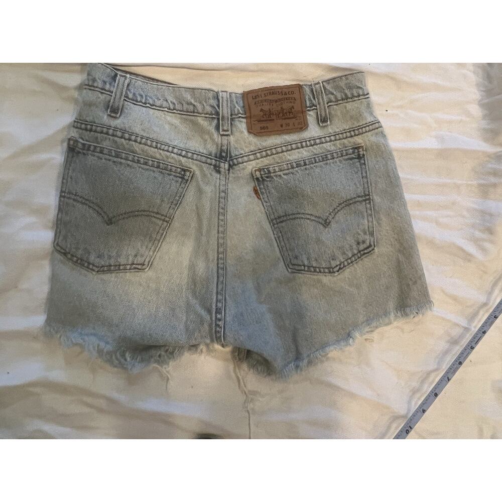 Levis 505 Vintage Shorts Womens Size 30 Light Wash Denim Cutoff USA - Picture 12 of 12